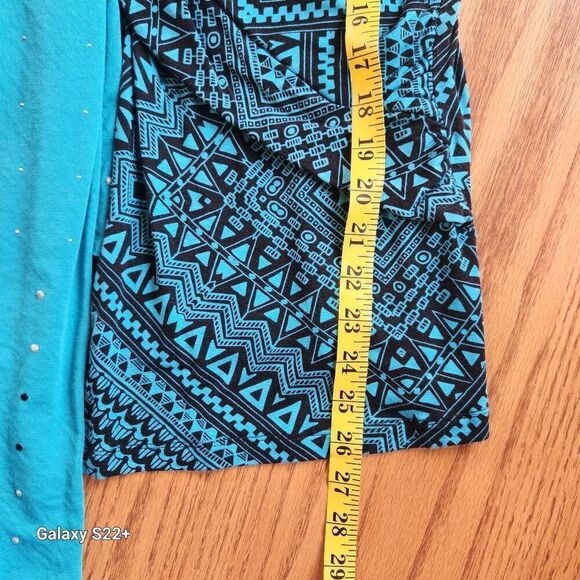 +25 Emma G top with matching scarf - Picture 14 of 14